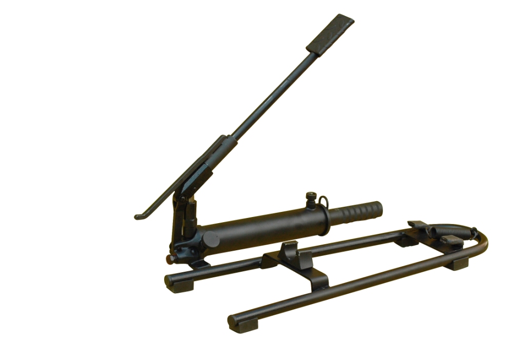 Manual pumps